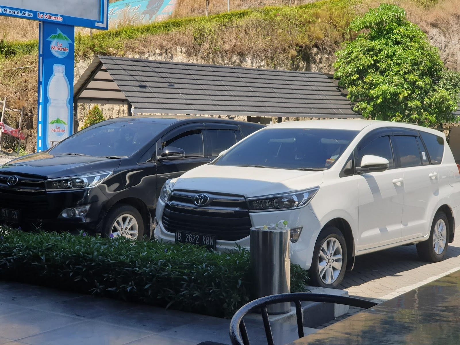 Mobil-Mewah-Lapang Rental Reborn Bandung Solusi Transportasi Keluarga Mobil-Mewah-Lapang Rental Reborn Bandung Solusi Transportasi Keluarga